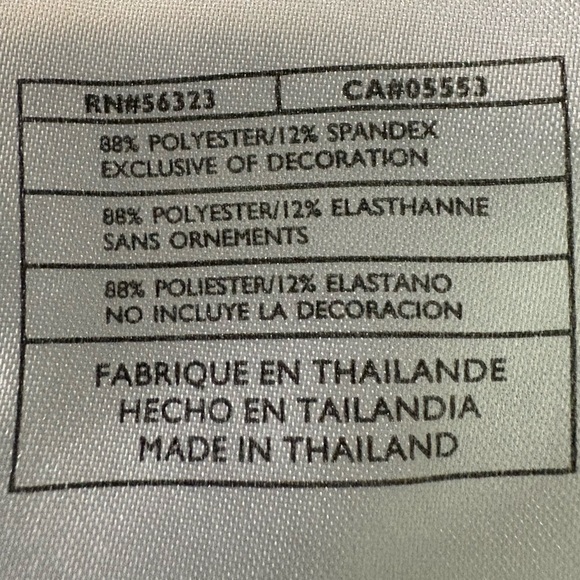 Nike Women’s Fit Dry Capri Cropped Leggings with Blue Patterned Waist Size Small - Picture 7 of 8